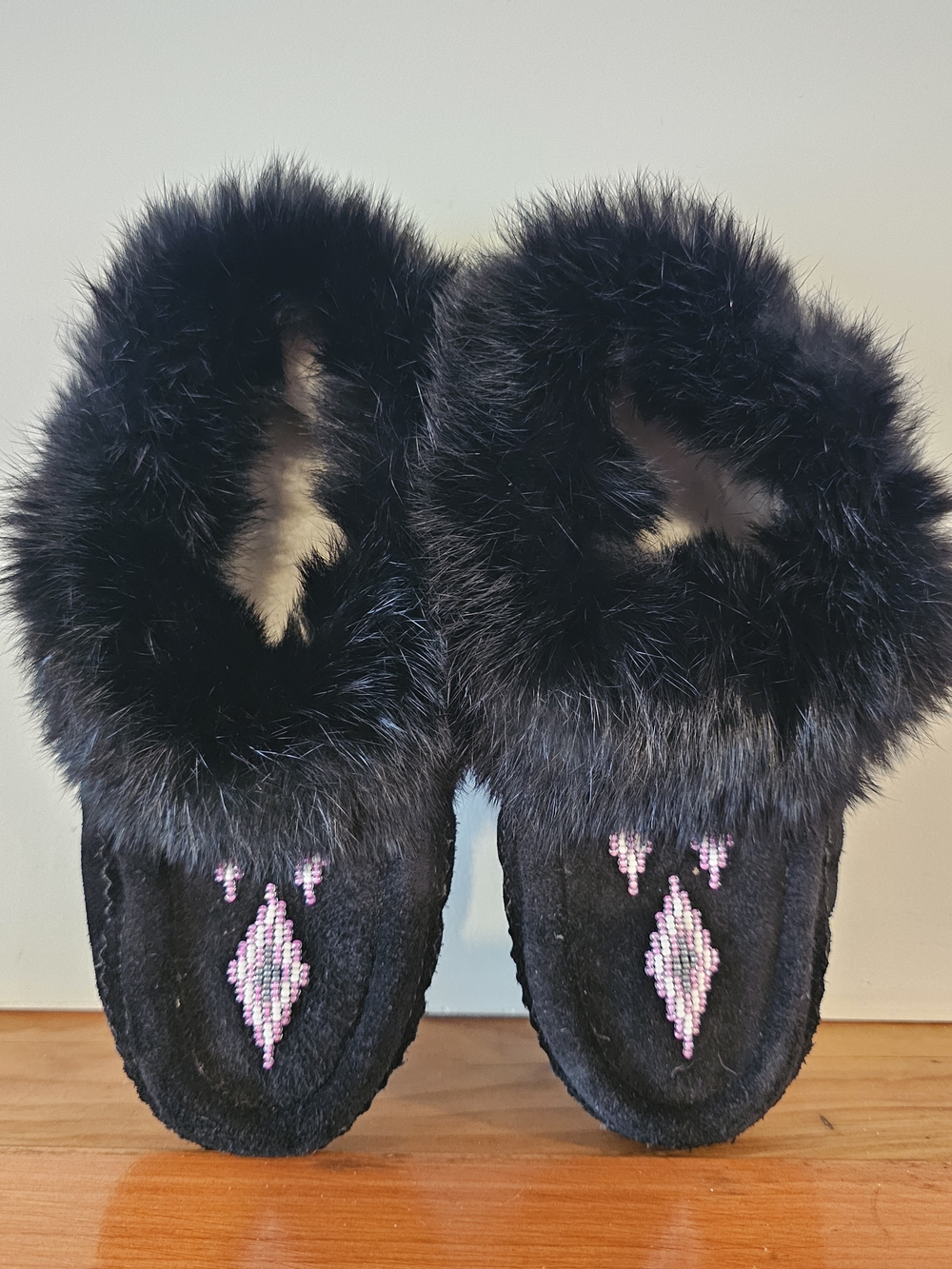 Women's Handcrafted Black Suede Beaded Moccasins with Fur Collar — Size 6